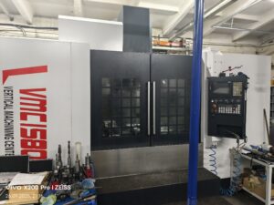 Вертикальный фрезерный центр VMC 1580